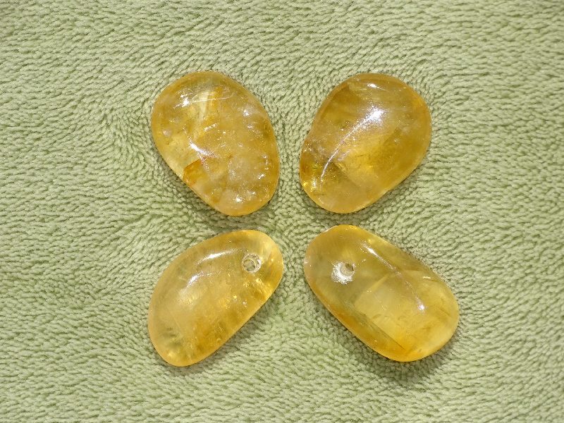 Citrinocalcit - Wähle aus dem aktuellen Sortiment!