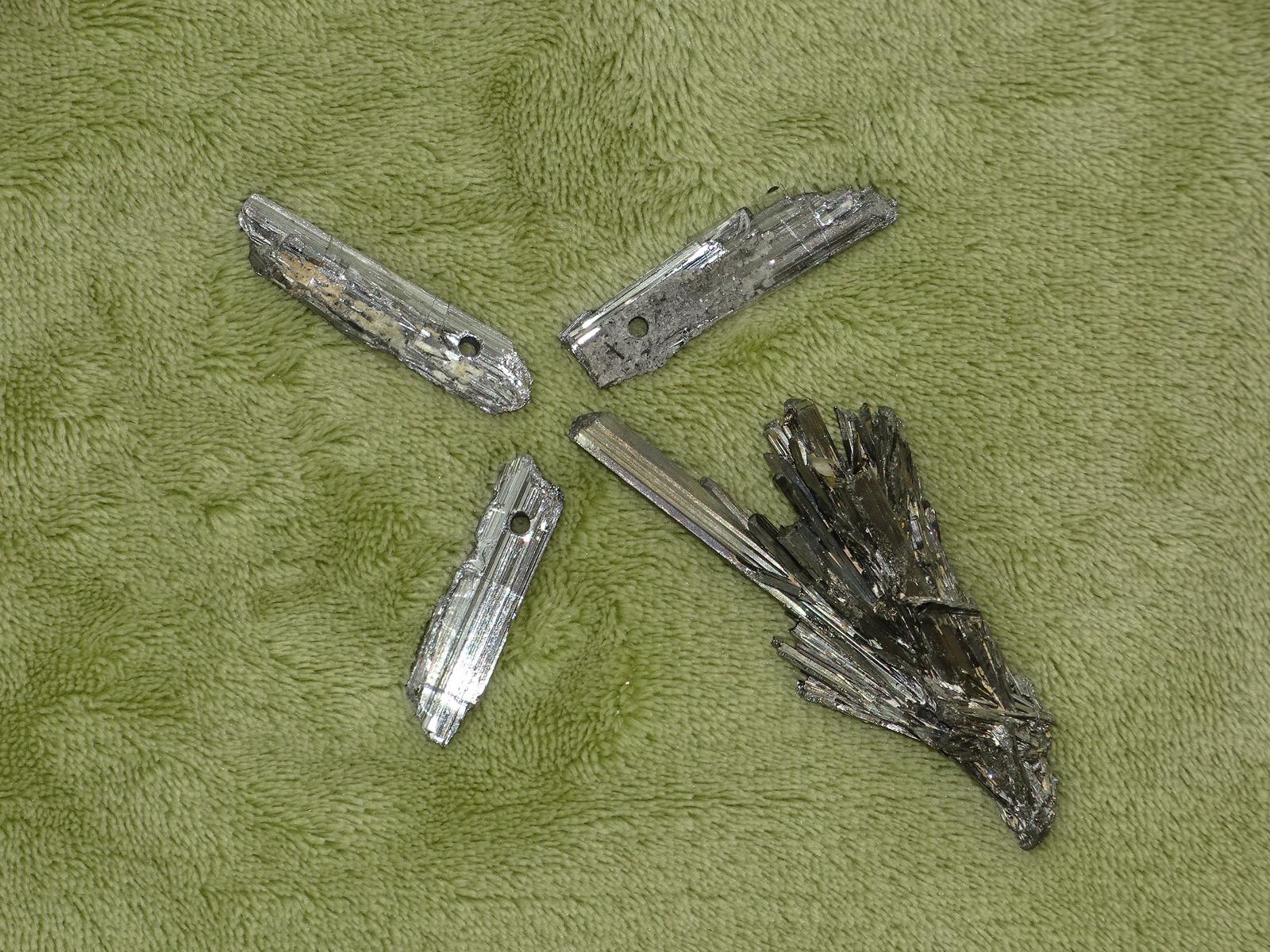 Antimonit - Wähle aus dem aktuellen Sortiment!