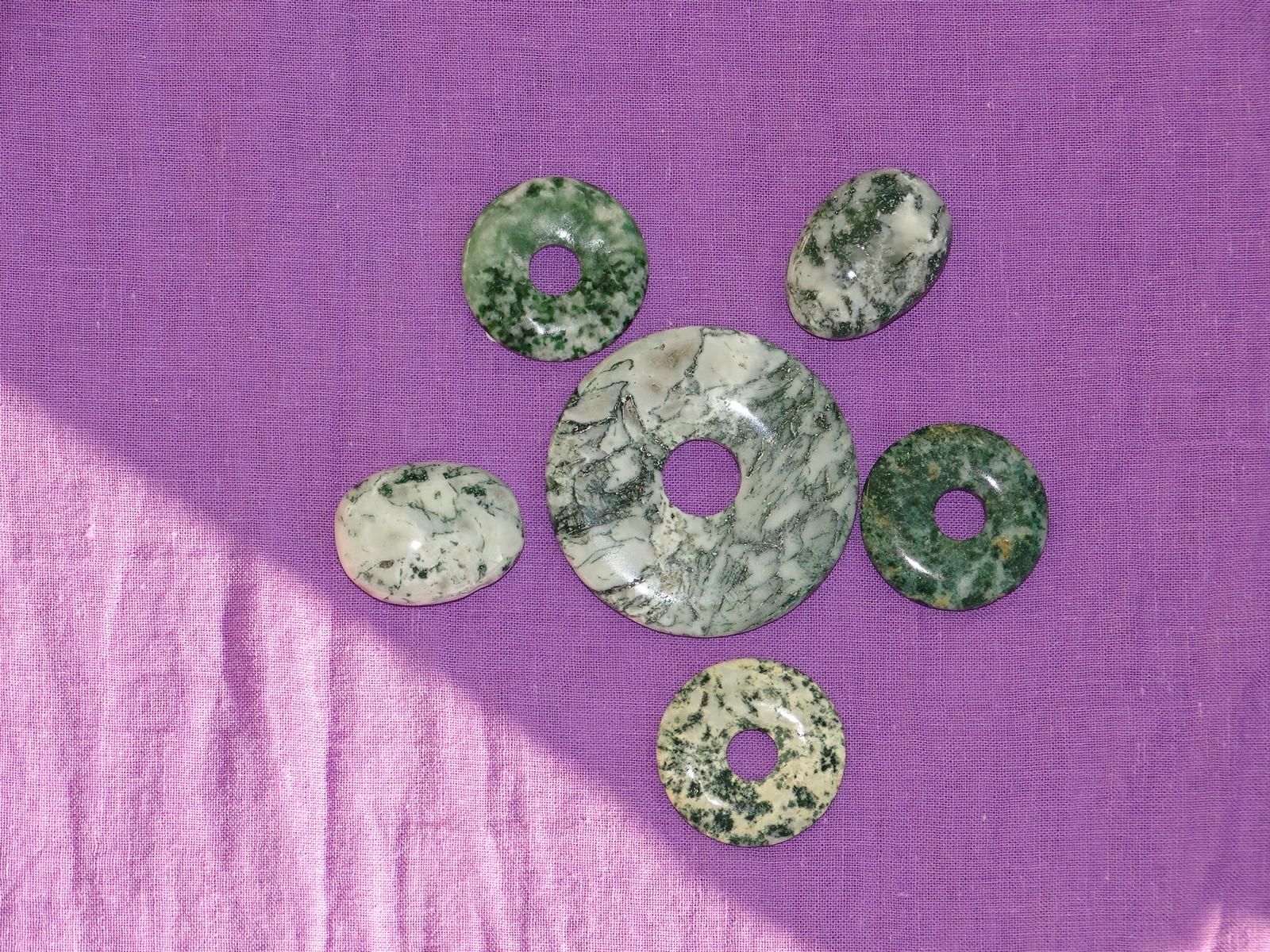 Baumachat - Wähle aus dem aktuellen Sortiment!