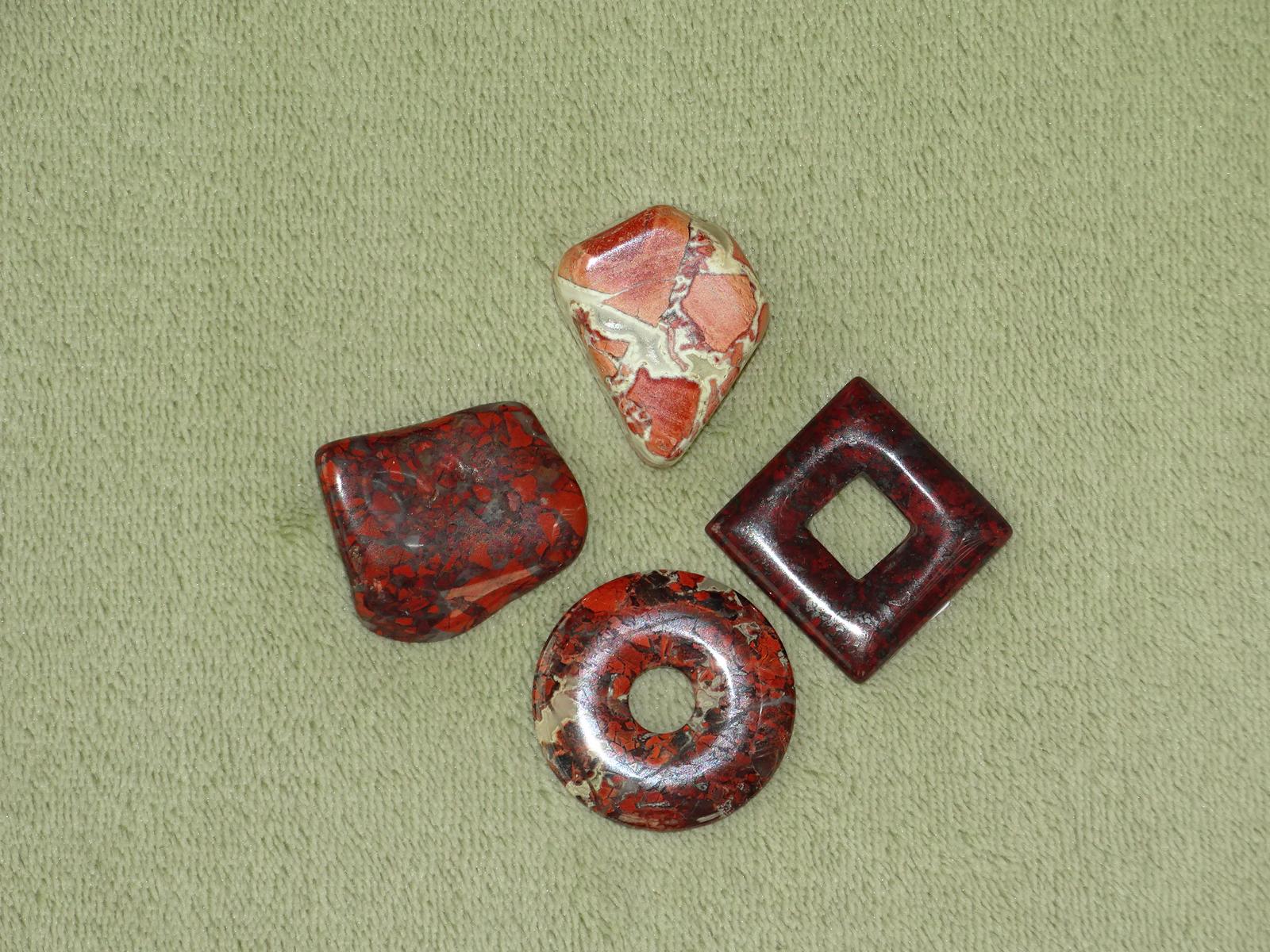 Brekzien-Jaspis - Wähle aus dem aktuellen Sortiment!