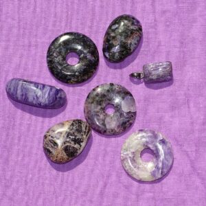 Charoit - Wähle aus dem aktuellen Sortiment!