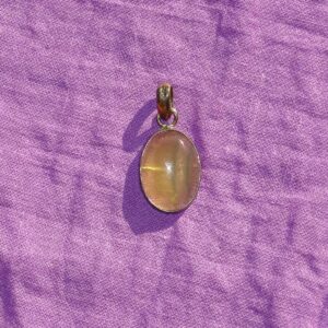 Fluorit-Anhänger Nr. 1 (gelb mit grün)