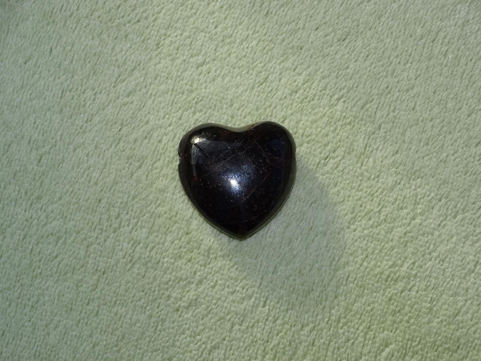 Granat-Herz (gebohrt) – Bild 3