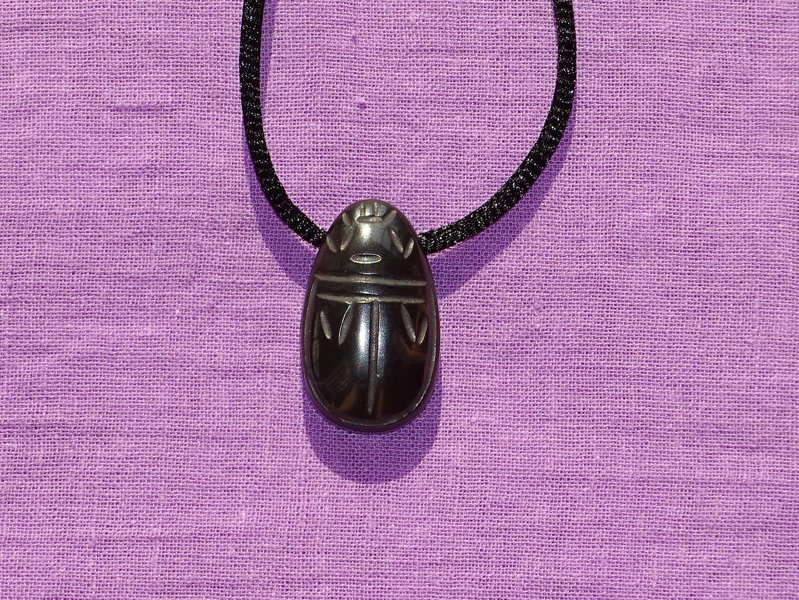 Scarabäus gebohrt mit Band – Hämatit