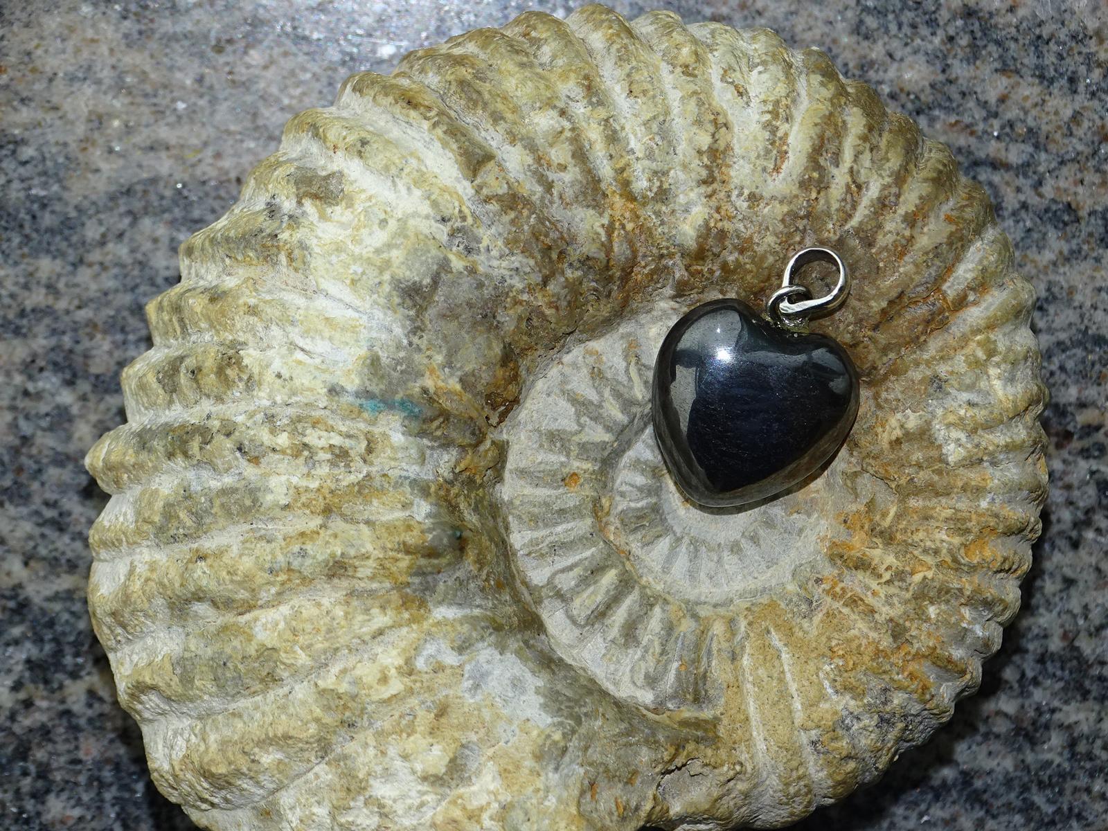 Herz-Anhänger Hämatit (Blutstein)