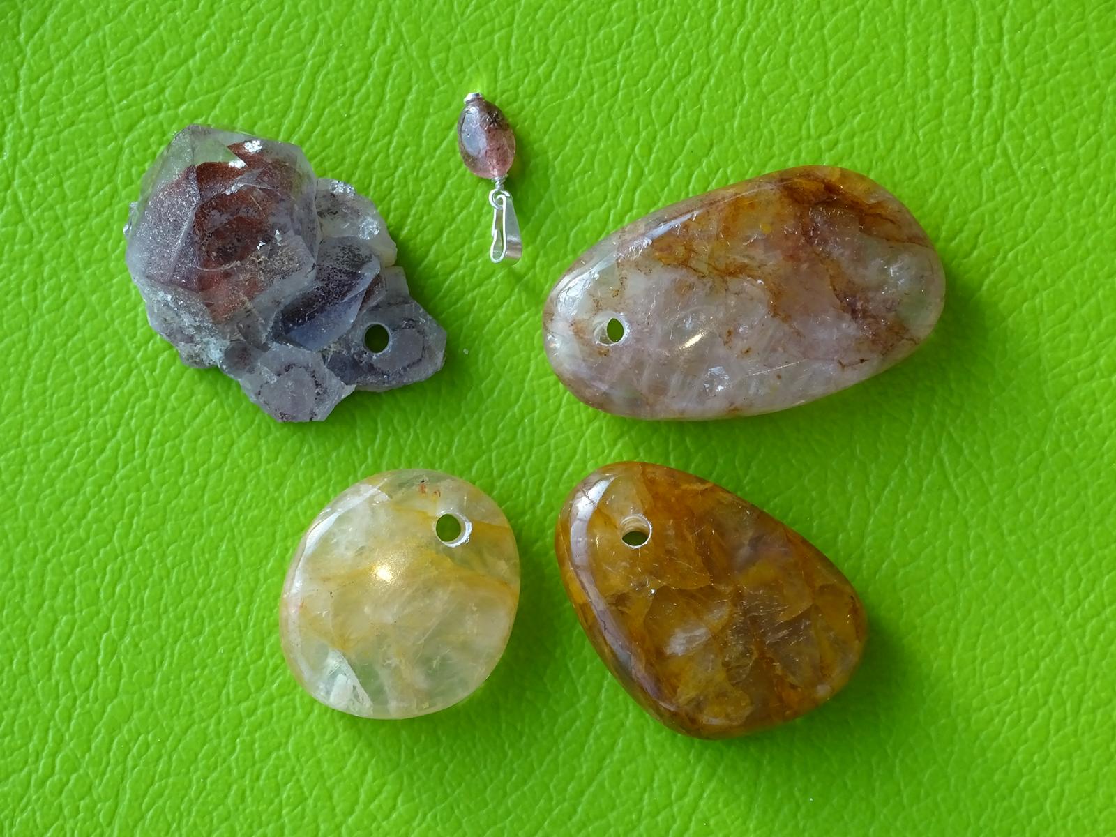 Hämatitquarz - Wähle aus dem aktuellen Sortiment!