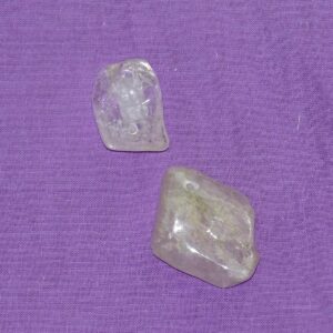 Kunzit - Wähle aus dem aktuellen Sortiment!