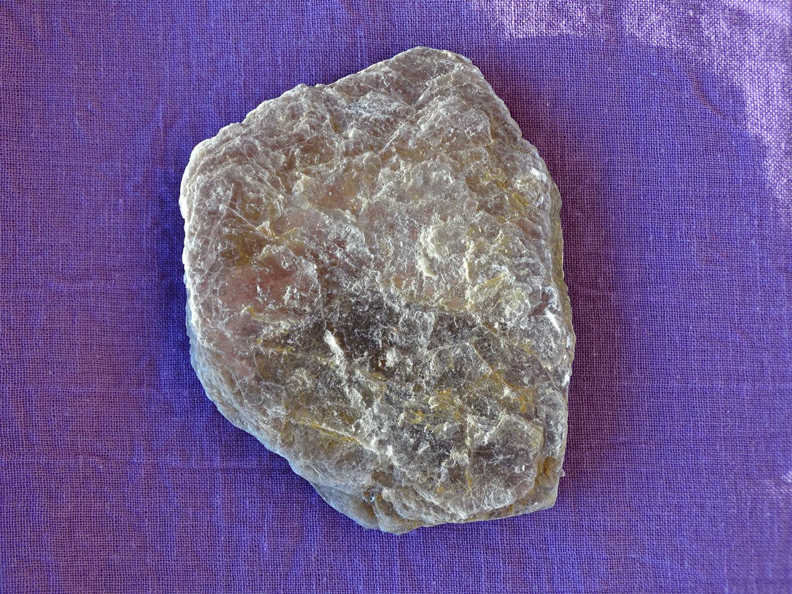 Lepidolith Rohstein Nr. 2