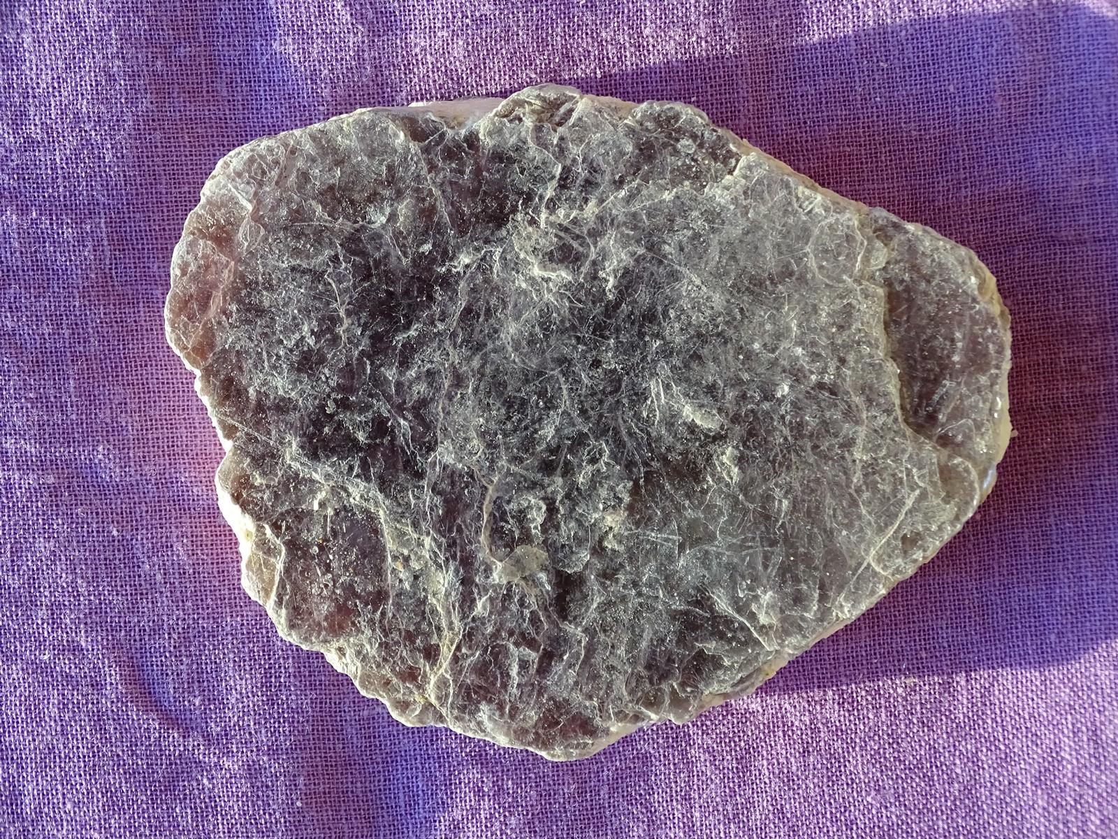 Lepidolith Rohstein Nr. 5