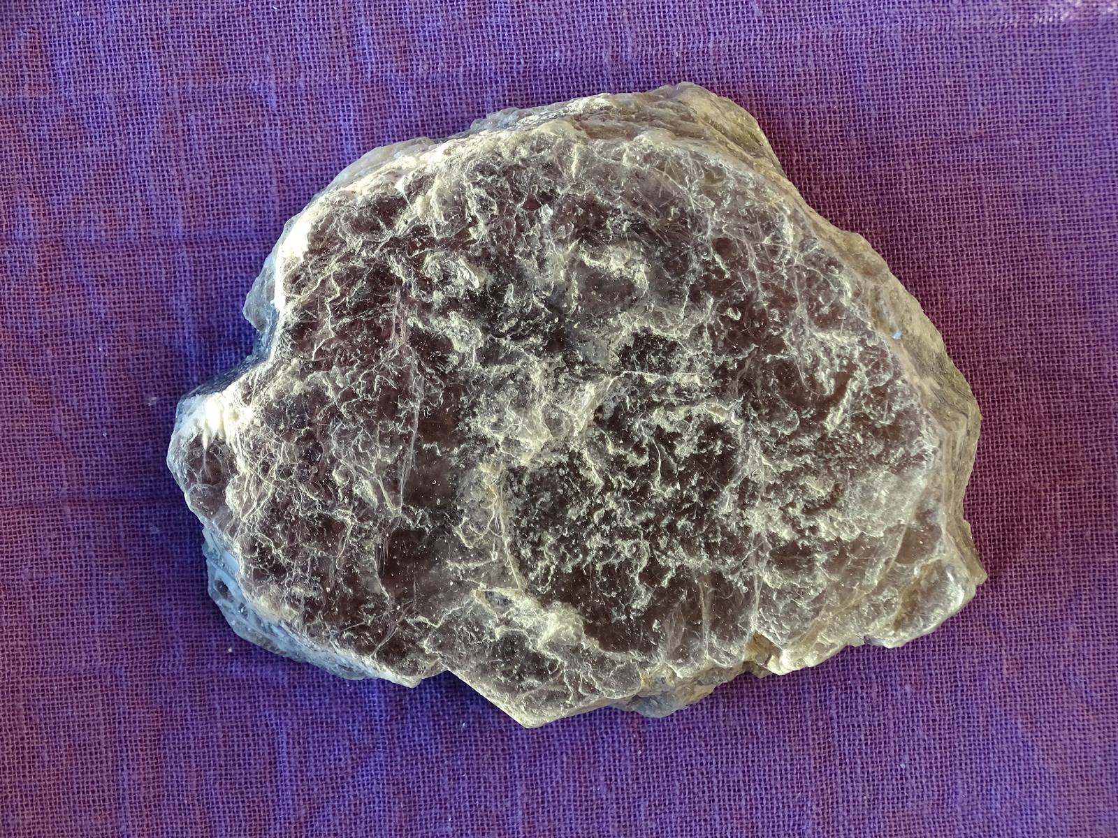 Lepidolith Rohstein Nr. 6