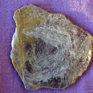 Lepidolith Rohstein Nr. 9