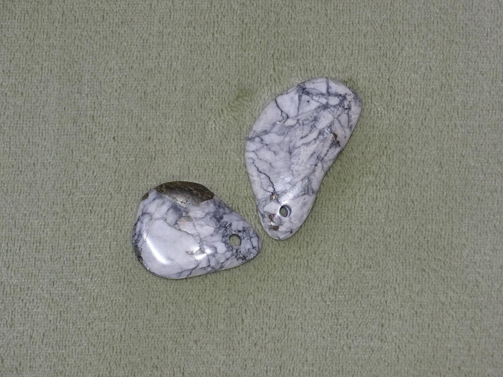 Magnesit-Pyrit - Wähle aus dem aktuellen Sortiment!