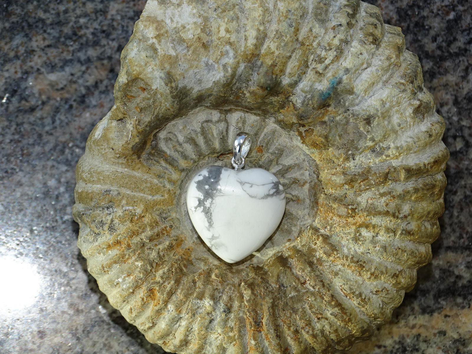 Herz-Anhänger Magnesit – Bild 2