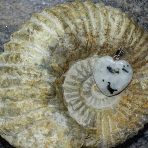 Herz-Anhänger Mondstein