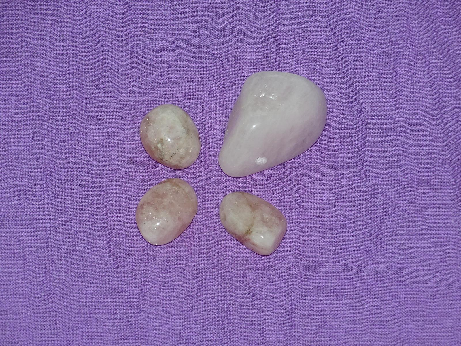 Morganit - Wähle aus dem aktuellen Sortiment!