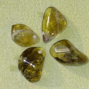 Prasiolith - Wähle aus dem aktuellen Sortiment!