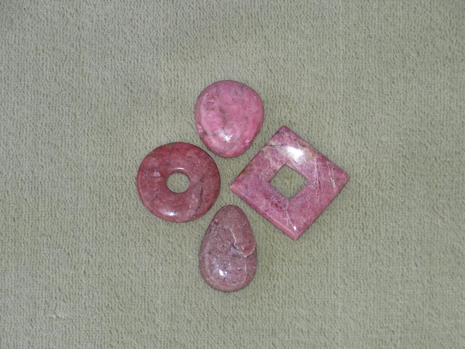 Rhodonit - Wähle aus dem aktuellen Sortiment!