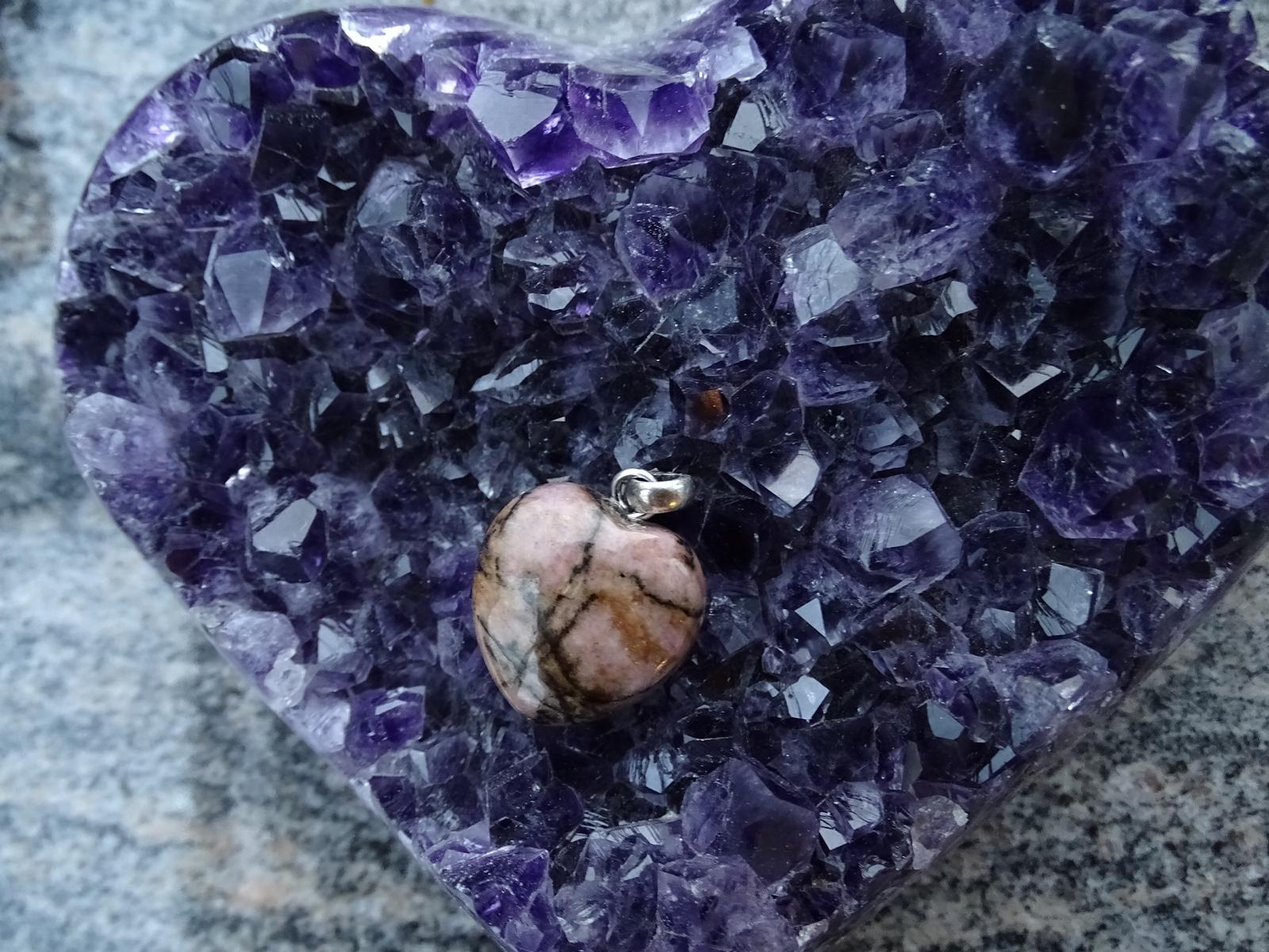 Herz-Anhänger Rhodonit – Bild 2