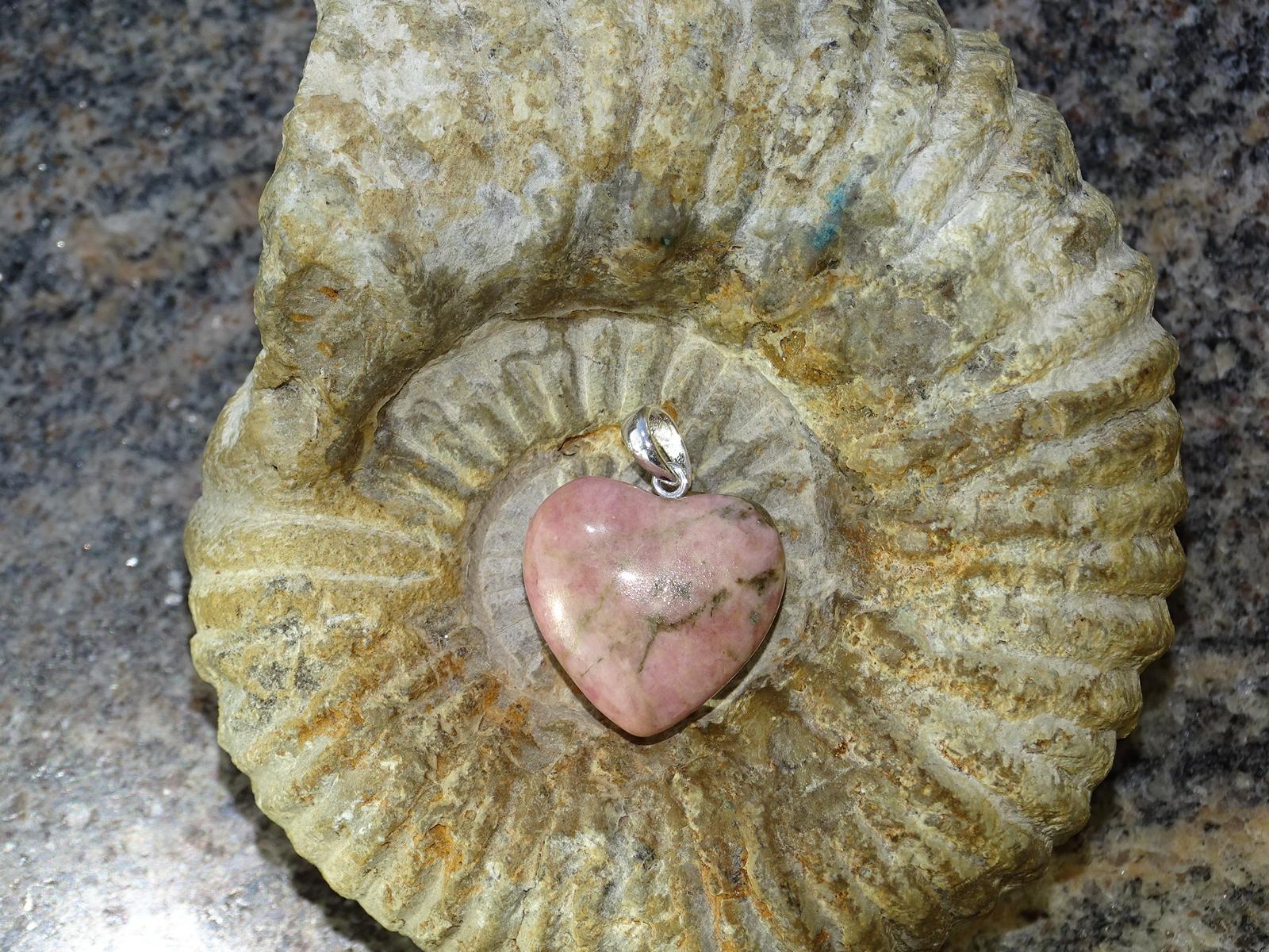 Herz-Anhänger Rhodonit