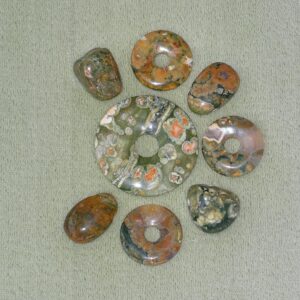 Rhyolith - Wähle aus dem aktuellen Sortiment!