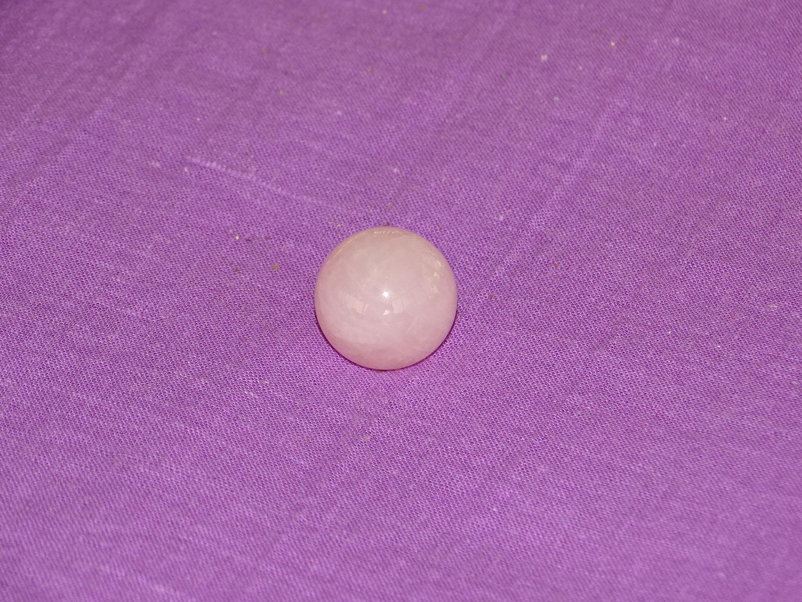 Rosenquarz-Kugel Ø 2 cm