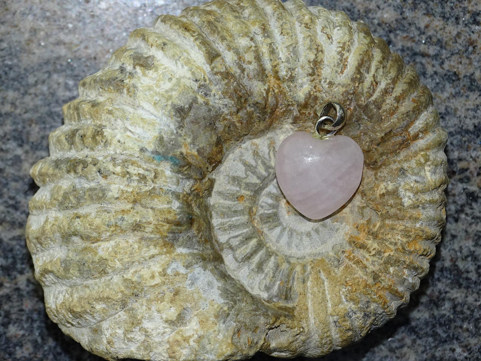 Herz-Anhänger Rosenquarz – Bild 2