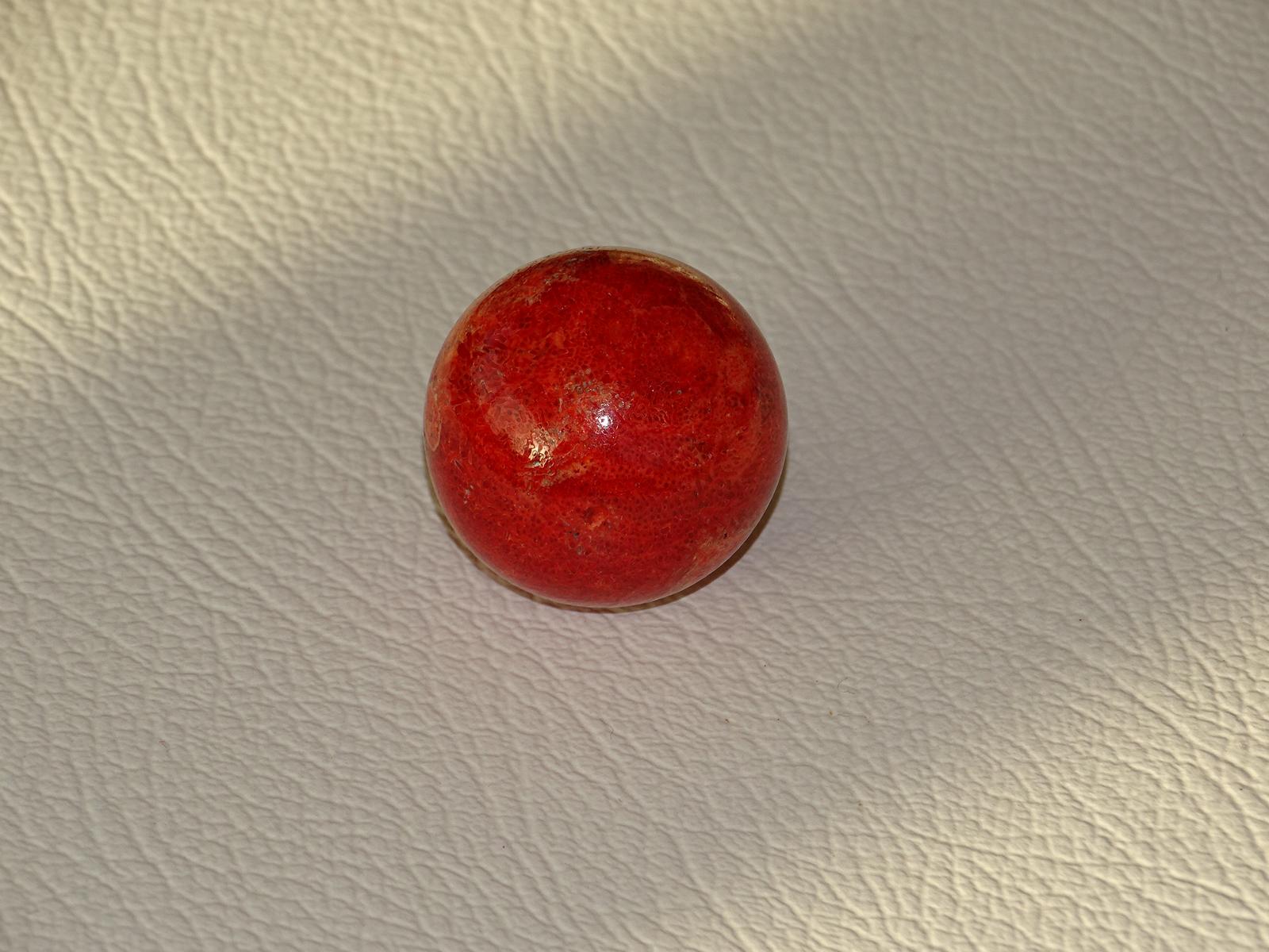 Schaumkoralle-Kugel Ø 3 cm – Bild 2