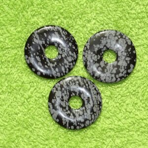 Schneeflockenobsidian-Donut groß Ø 5 cm