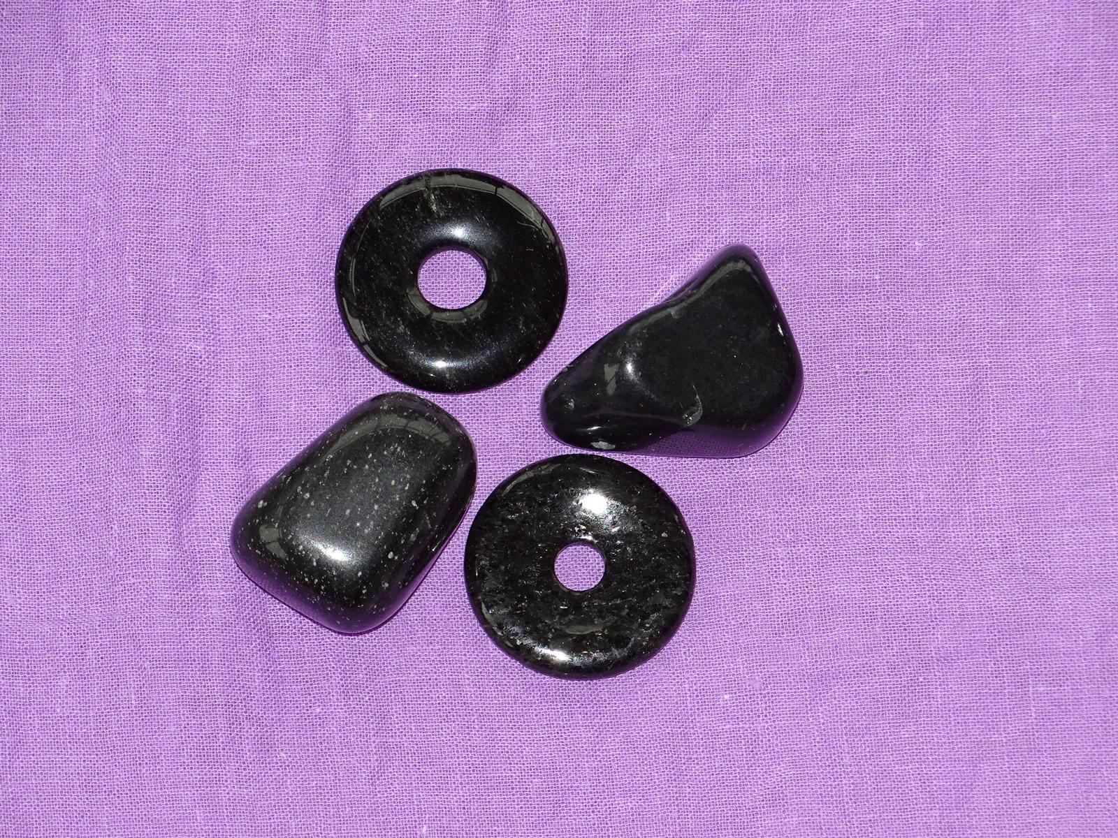 Silberobsidian - Wähle aus dem aktuellen Sortiment!