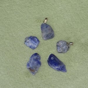 Tansanit - Wähle aus dem aktuellen Sortiment!