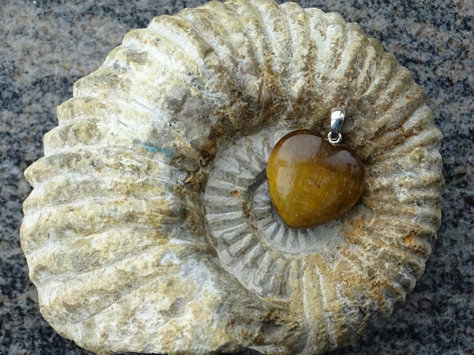 Herz-Anhänger Tigerauge – Bild 2