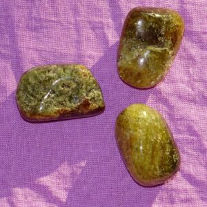 Tsavorit - Wähle aus dem aktuellen Sortiment!