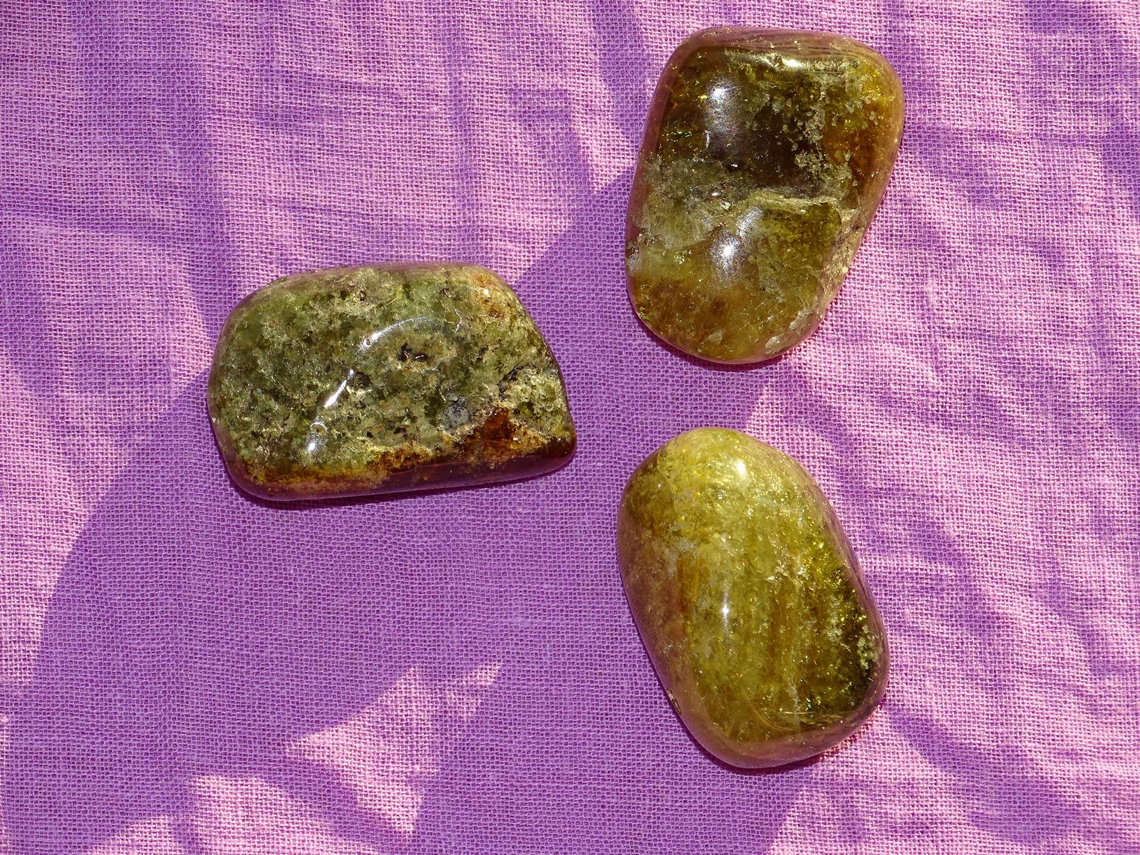 Tsavorit - Wähle aus dem aktuellen Sortiment!