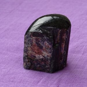 Turmalin-Rohstein (schwarz) Nr. 6
