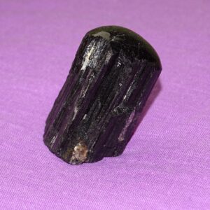 Turmalin-Rohstein (schwarz) Nr. 7