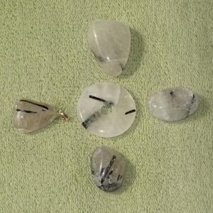 Turmalinquarz - Wähle aus dem aktuellen Sortiment!