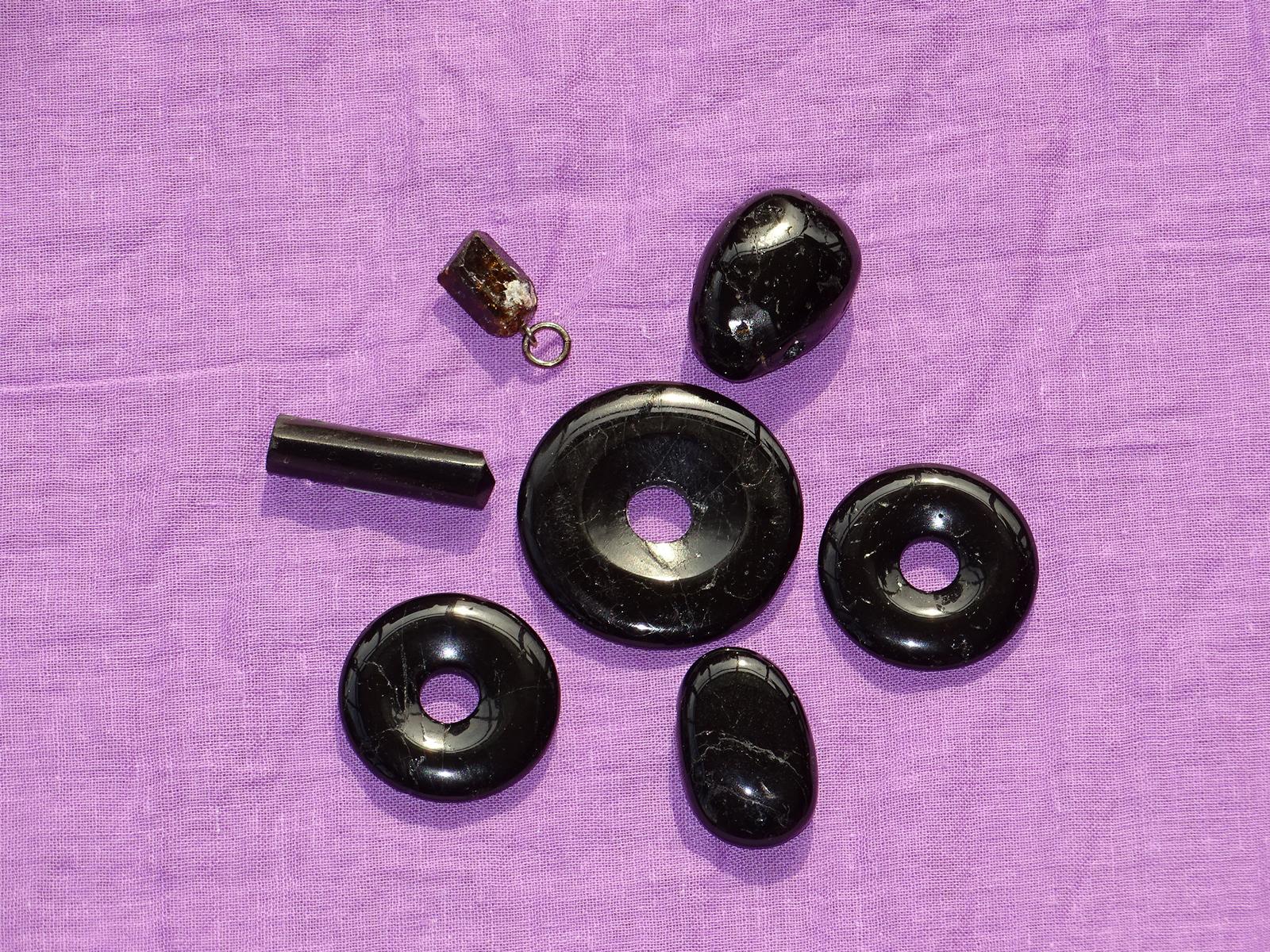 Turmalin schwarz - Wähle aus dem aktuellen Sortiment!