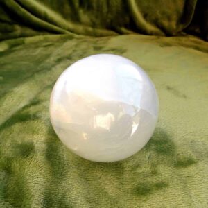 Selenit-Kugel