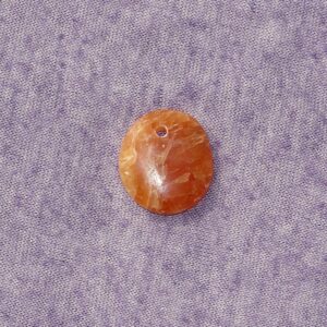 Alabaster (Gips) Flachstein gebohrt Nr. 2