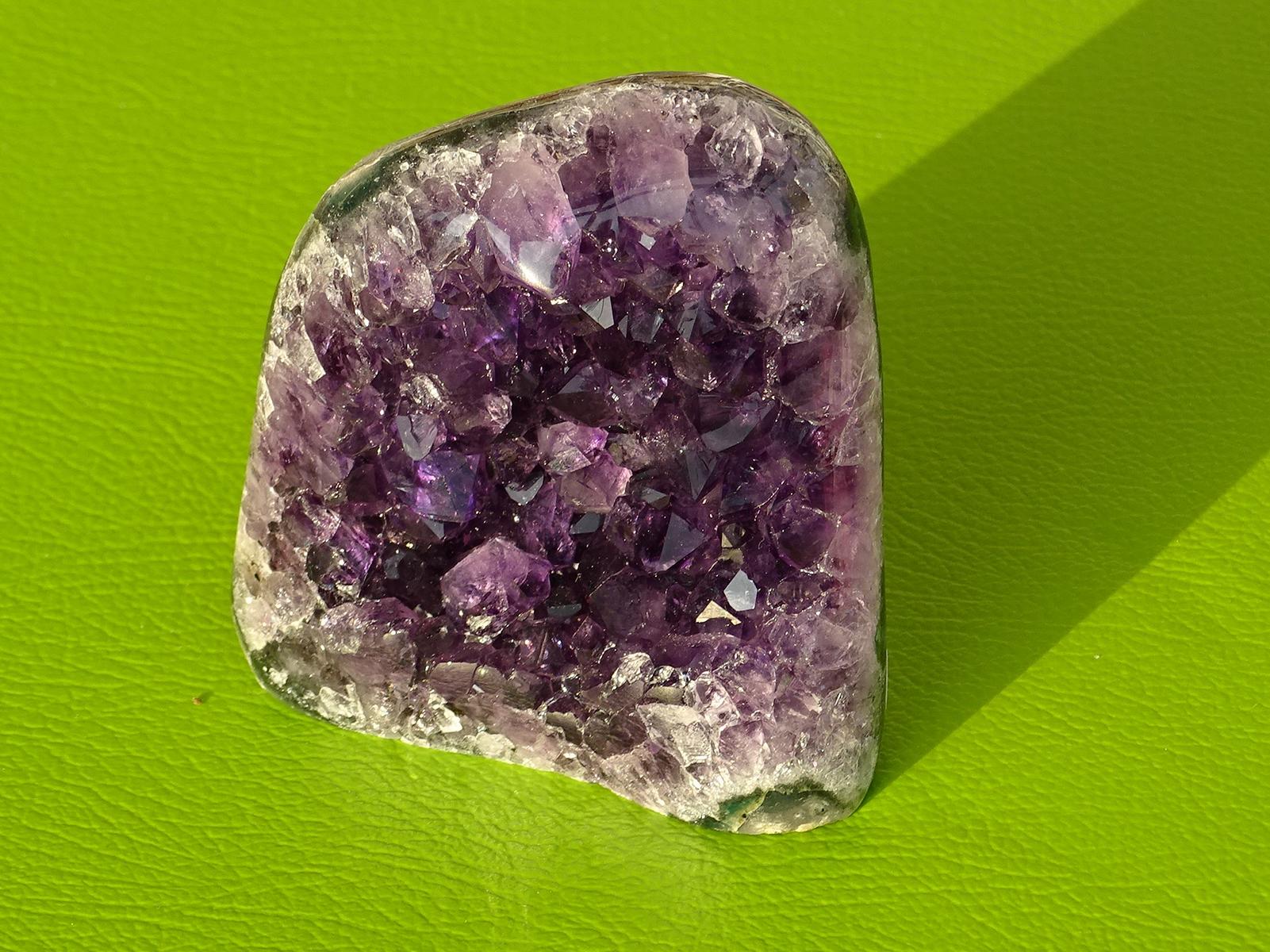 Amethyst-Geode klein Nr. 6 – Bild 3