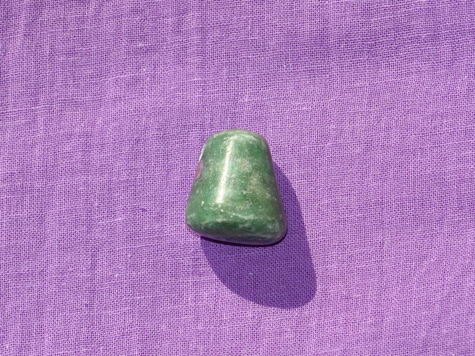 Fuchsit gebohrt Nr. 2