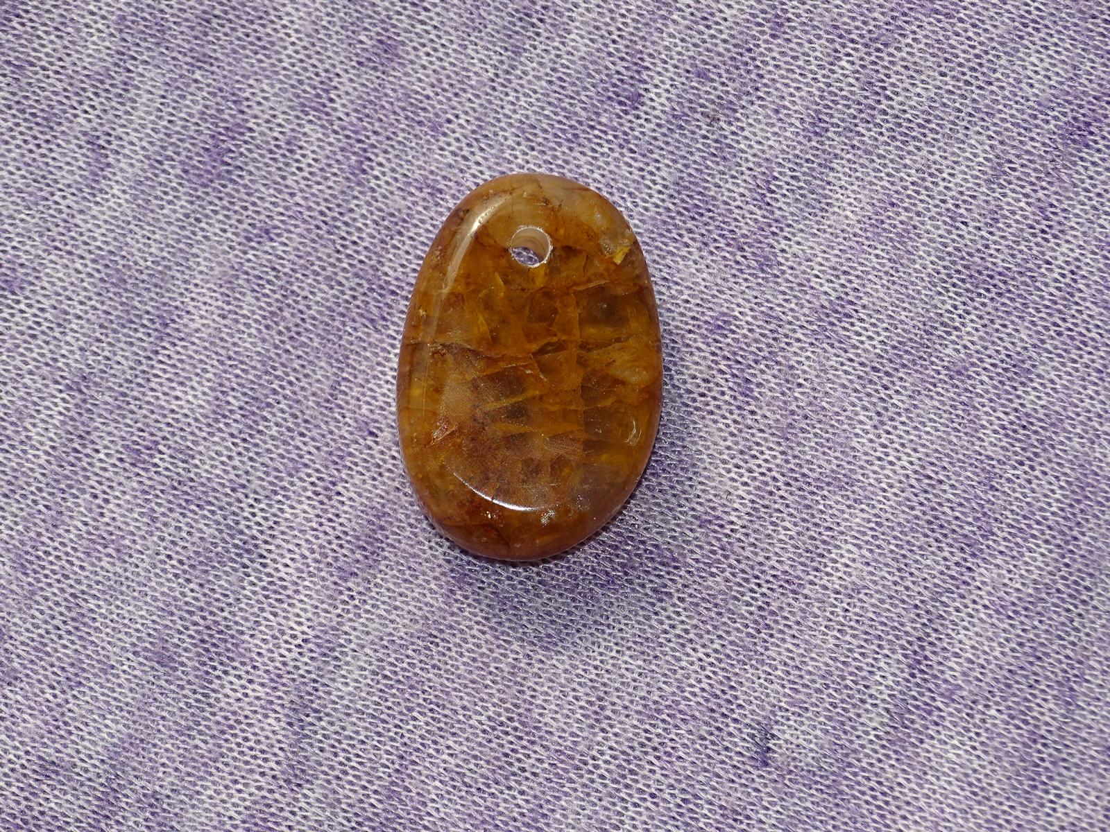 Hämatitquarz gebohrt Nr. 2