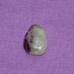 Fluorit grün/violett - Regenbogenfluorit (gebohrt) Nr. 3