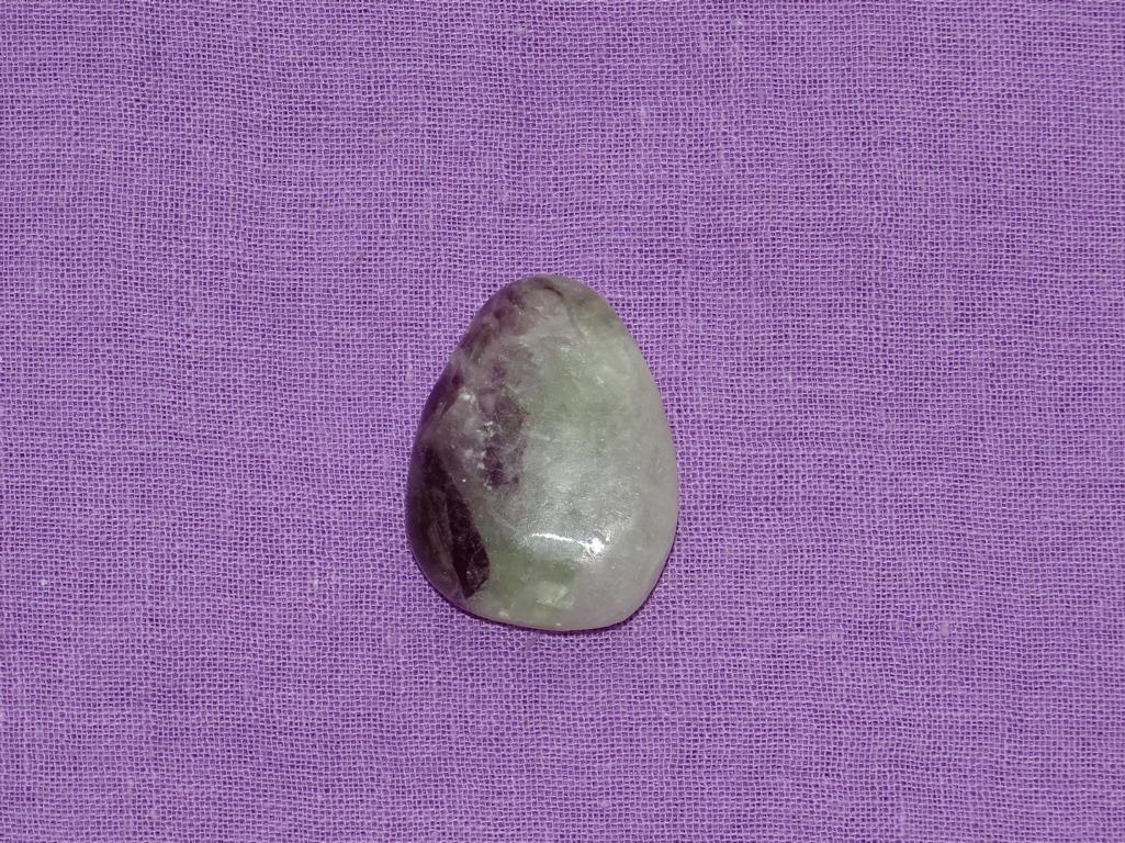 Fluorit grün/violett - Regenbogenfluorit (gebohrt) Nr. 3