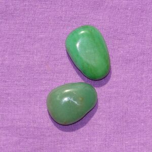 Aventurin-Tropfen gebohrt