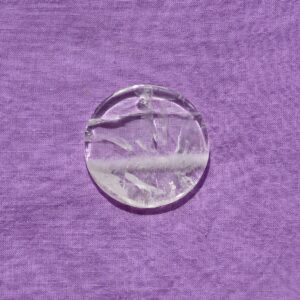 Bergkristall-Scheibe gebohrt