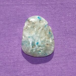 Cavansit auf Stilbit gebohrt Nr. 4