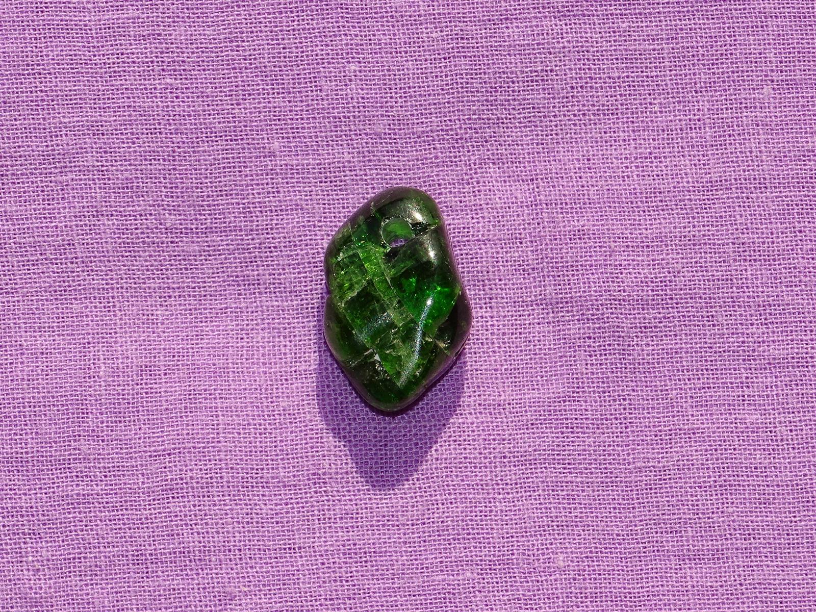 Chromdiopsid gebohrt Nr. 3