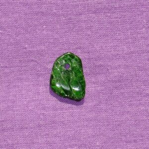 Chromdiopsid gebohrt Nr. 4