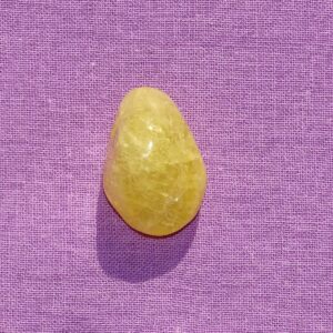 Danburit gebohrt Nr. 2